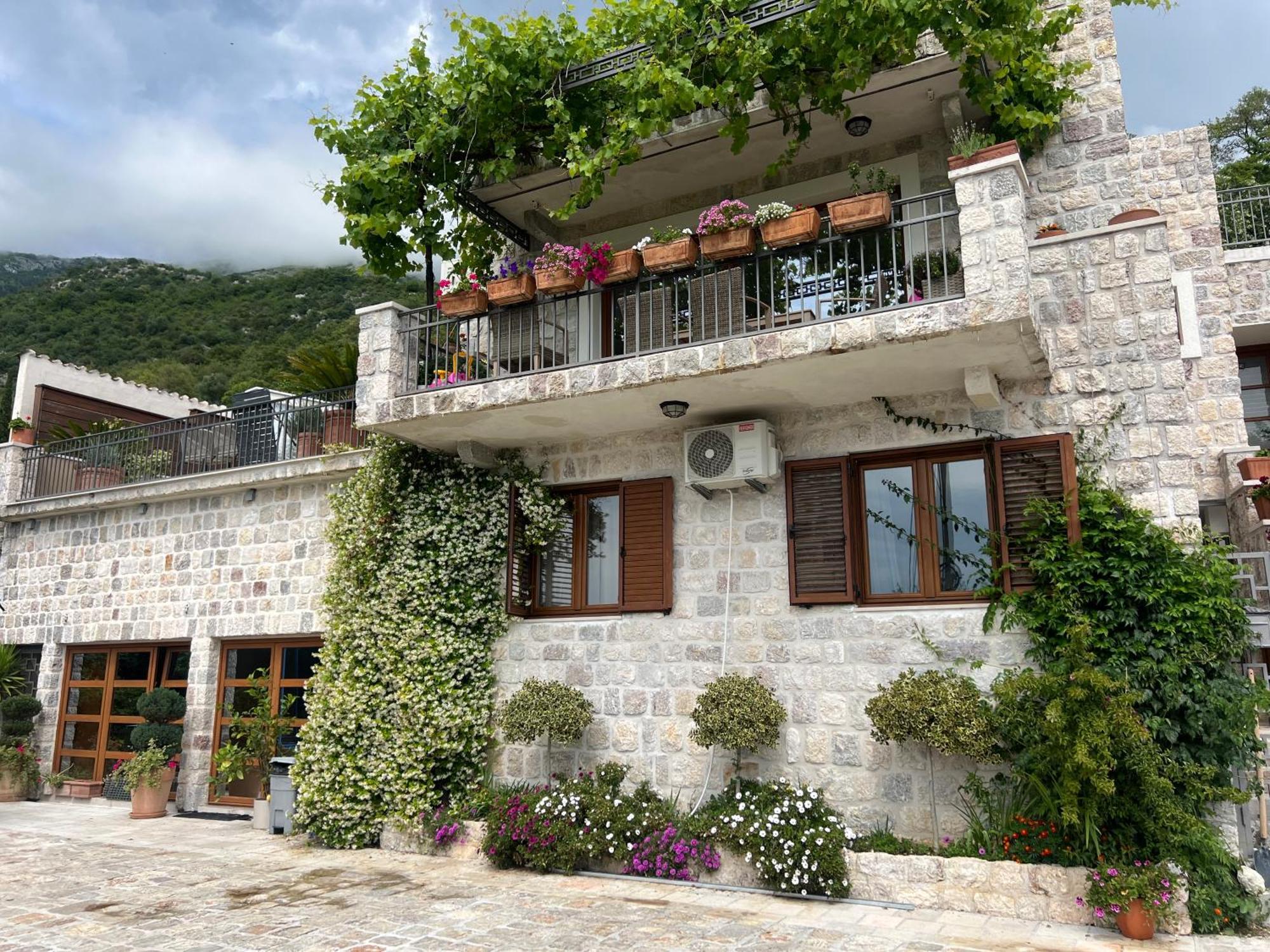 Villa Nikoleta Kotor Exterior foto